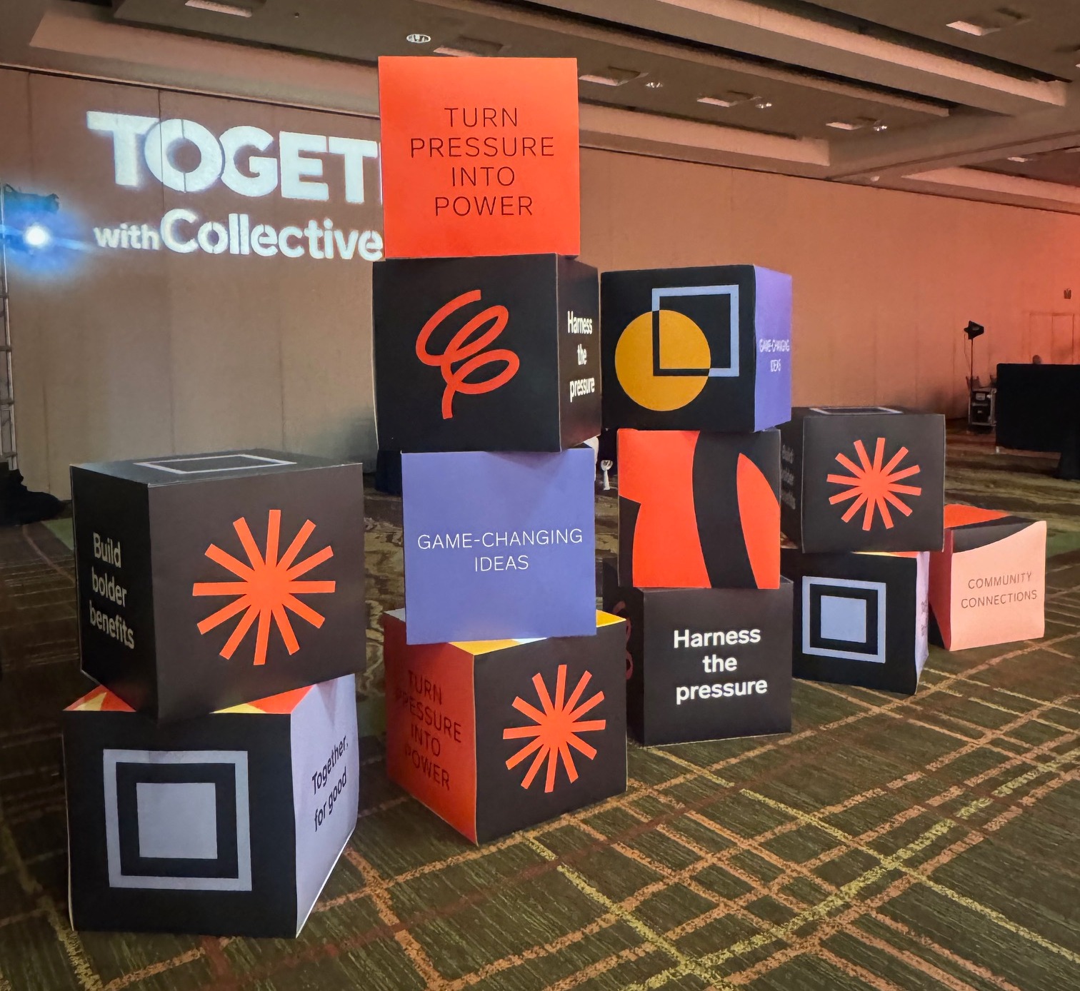 How Do You Design a Trade Show Booth That Attracts More Visitors?